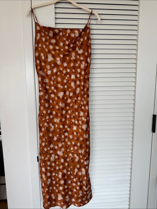 Bardot Dresses & Skirts - Bardot Burnt Orange Satin Blouse